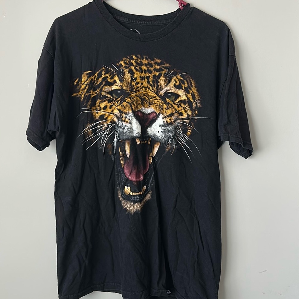 Men’s Black Vintage Size Large Rook T-shirt Tiger Graphic